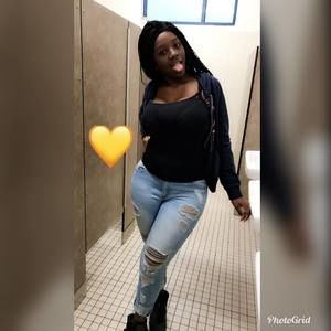 Meet your Posher, Alyssa